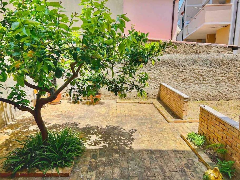 Gemelli House - City Center Tropea Exterior foto